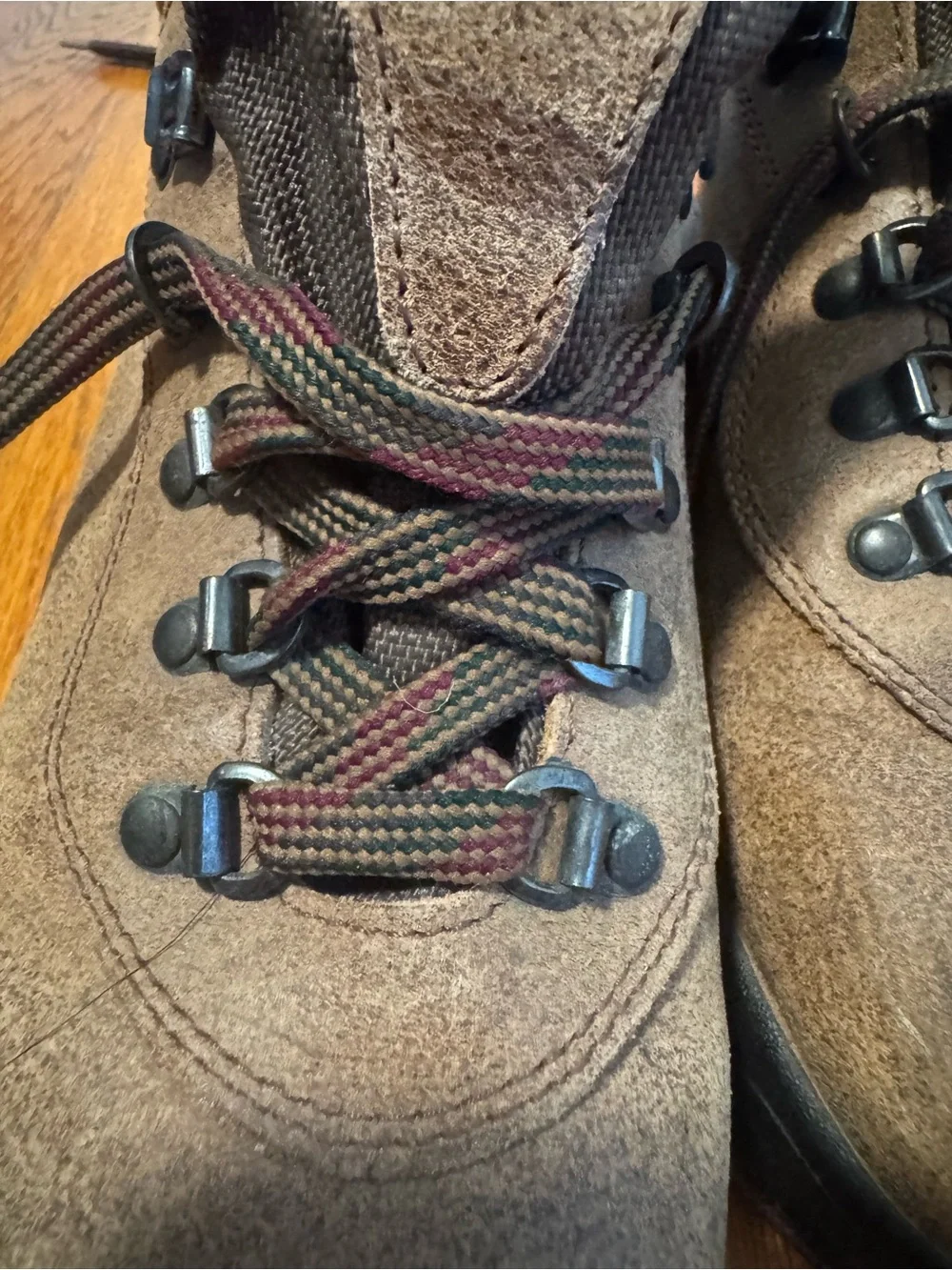 Asolo Men's Brown Suede Hiking Boots with Black Vibram Outsole